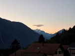 Samedi 20 septembre 2025 07h07 Un beau nuage lenticulaire double signe d'arrivée de vents du sud, certainement du Foehn